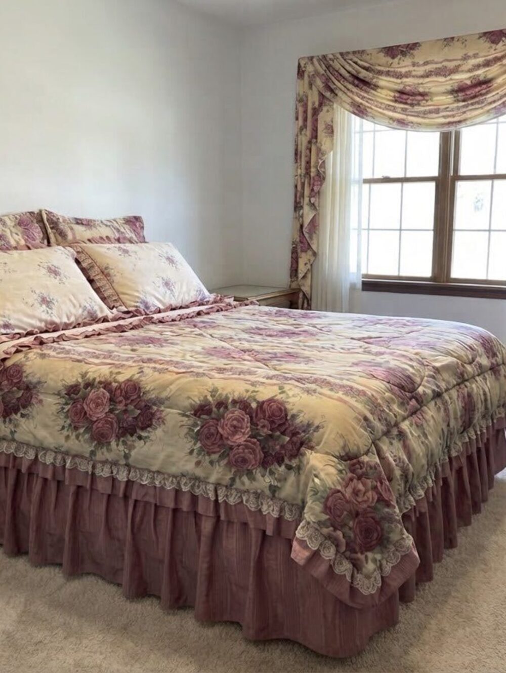 Vintage JCPenney WestPoint Stevens Queen Rose Floral Bedding Ensemble [COPY]